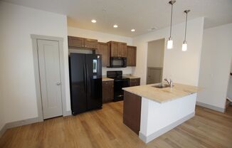 2 beds, 1.5 baths, $1,495, Unit 104