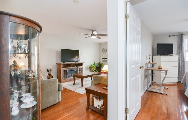 74 SPRINGVALE AVE
