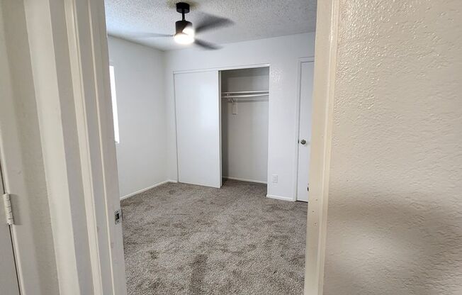 2 beds, 1 bath, 800 sqft, $1,095, Unit 239