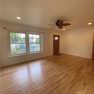 2 beds, 1 bath, 926 sqft, $3,200