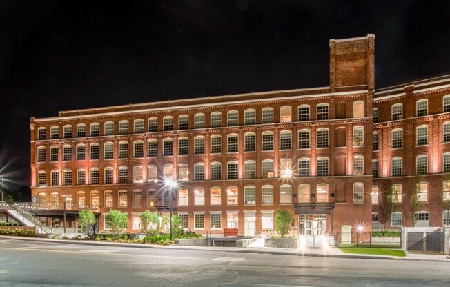 1 bed, 1 bath, 765 sqft, $2,400, Unit 504