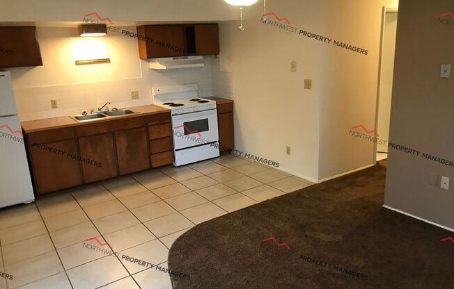 r281j Cedar Crest Apartments