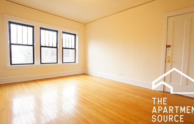 2520 N. Kedzie Boulevard, Unit 3S