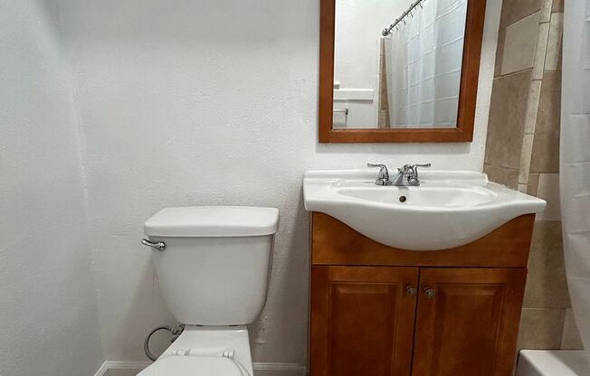 Studio, 1 bath, 400 sqft, $1,400