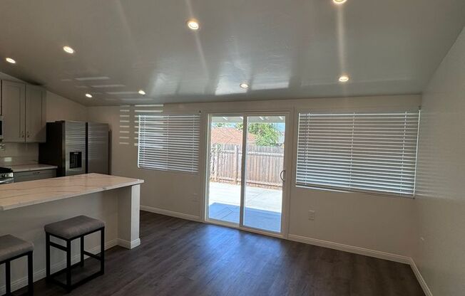 Stunning 3-Bedroom, 2-Bathroom Fully Remodeled Home in Allied Gardens