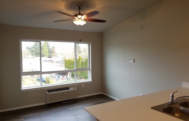 1 bed, 1 bath, 612 sqft, $1,350, Unit 3655-301