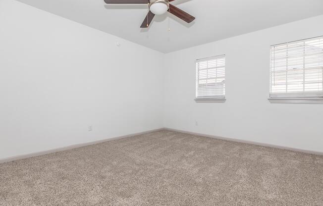 2 beds, 1.5 baths, 1,140 sqft, $1,499