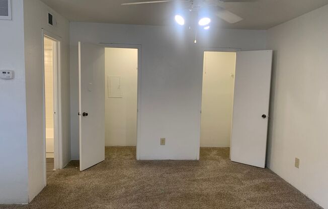 1 bed, 1.5 baths, 866 sqft, $935, Unit 2705