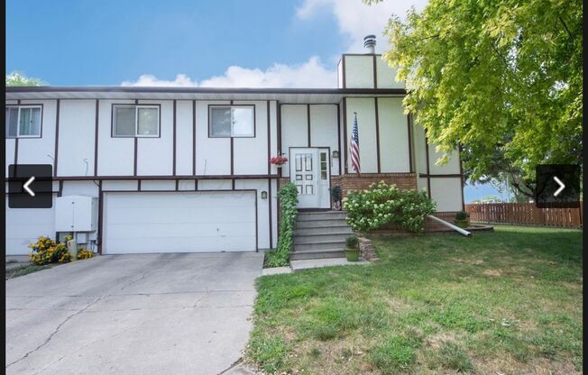 2 beds, 2 baths, $1,600