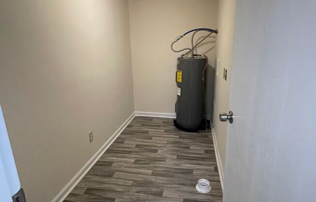 1 bed, 1 bath, $995, Unit 503