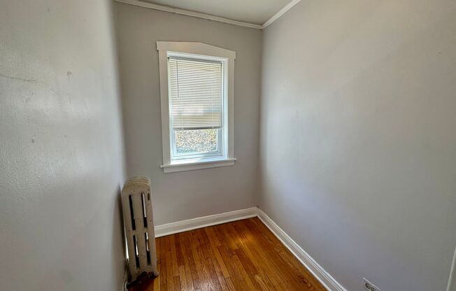 1 bed, 1 bath, 850 sqft, $1,750, Unit 1946-10