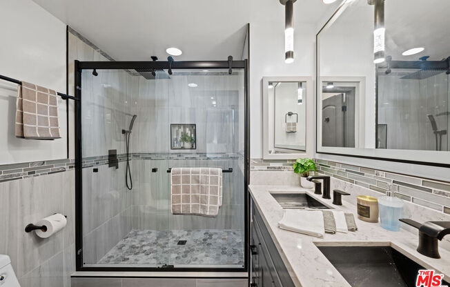 2 beds, 2 baths, 1,088 sqft, $6,200, Unit 1809