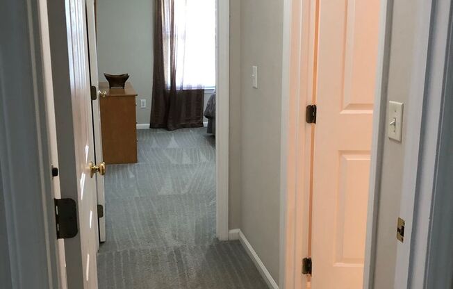 2 beds, 2 baths, 1,270 sqft, $1,375, Unit 2716-5