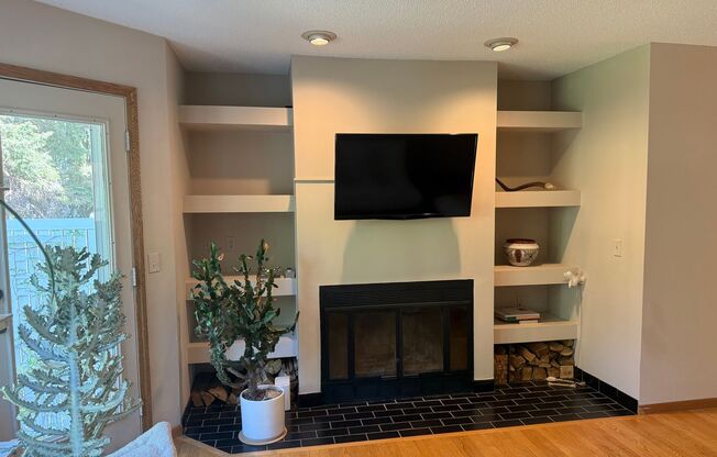 2 beds, 2 baths, $2,499