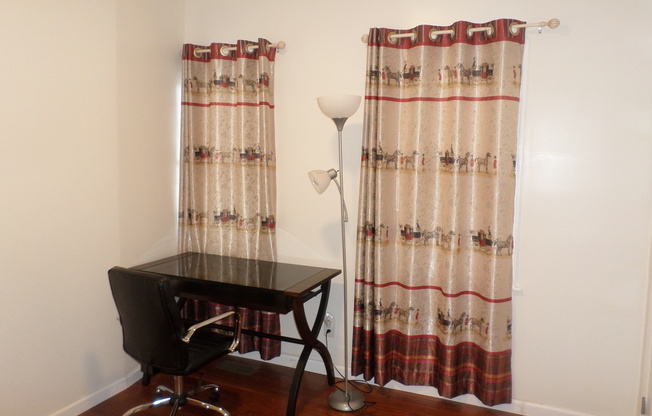 3 beds, 2 baths, $3,100