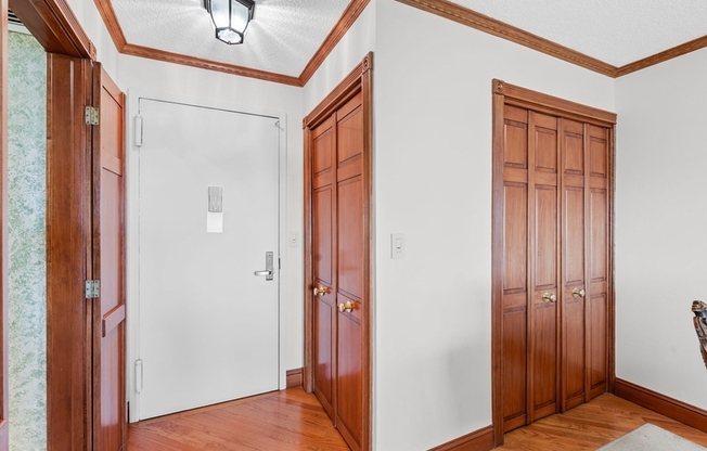 1 bed, 1 bath, 590 sqft, $3,150, Unit 17J