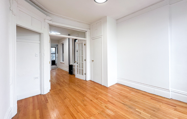 338 E 5 ST