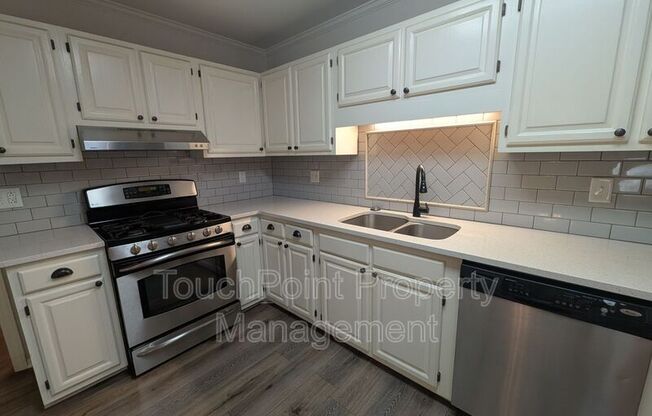 10139 SARDIS OAKS RD