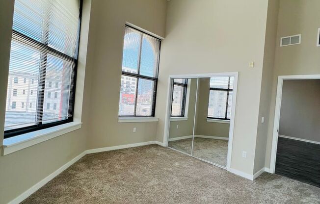 3 beds, 2 baths, 1,613 sqft, $3,000, Unit 314