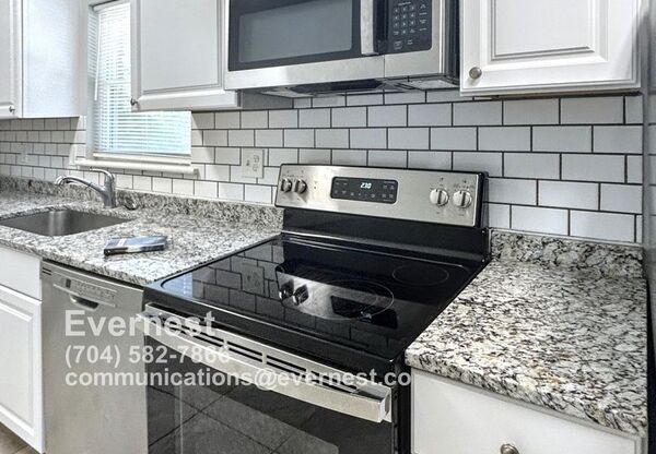 3308 CREDENZA RD