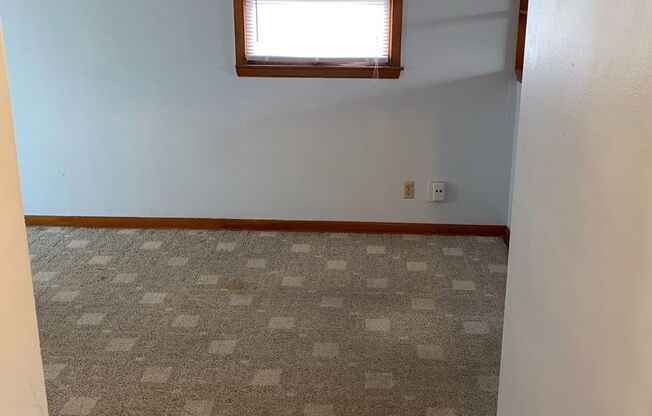 7305 W. Hampton Ave.
