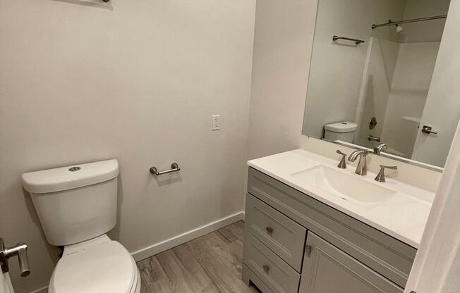 1 bed, 1 bath, 590 sqft, $1,695, Unit 202