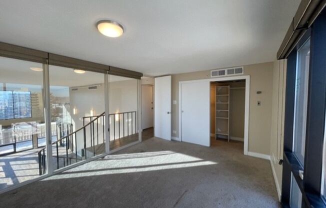 4 beds, 2 baths, 2,200 sqft, $4,500, Unit 1401