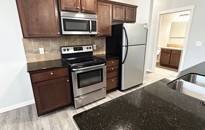 2543 E BLUE TICK ST