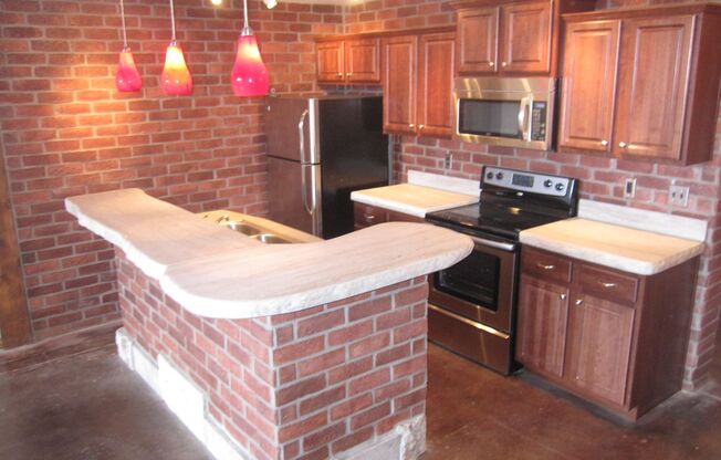 4 beds, 2 baths, 1,766 sqft, $2,275, Unit AW 118