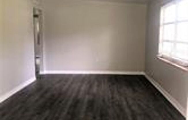 2 Bedroom / 1 Bath Lake Mary Home Available Now!