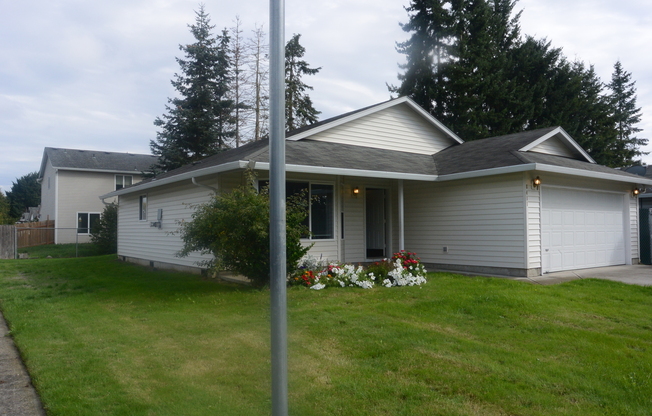 3 beds, 2 baths, $2,150