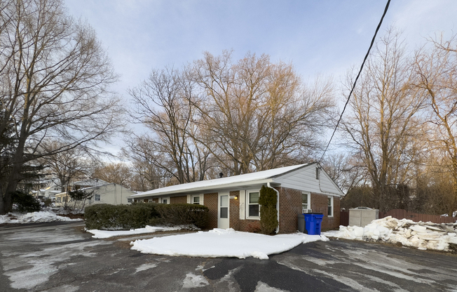 9329 OLD SCAGGSVILLE RD