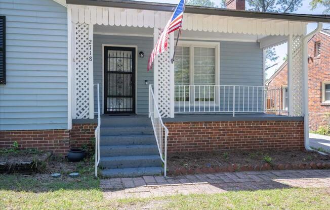 2718 OAKLAND AVE