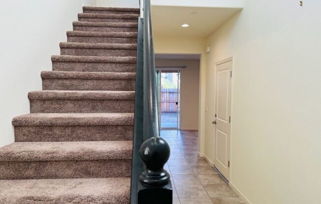 6272 E Valley Edge Dr