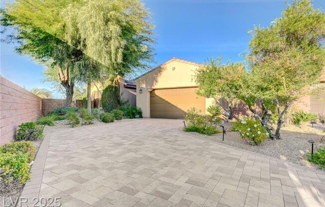 Sought after single-story home in Lake Las Vegas on the Golf Course