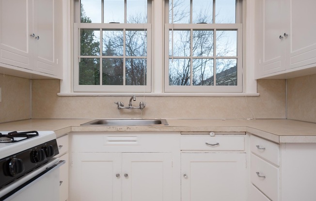 1 bed, 1 bath, $1,525, Unit 5440-3