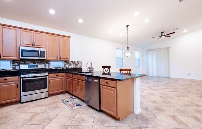 5 Bedroom 3 Bathroom