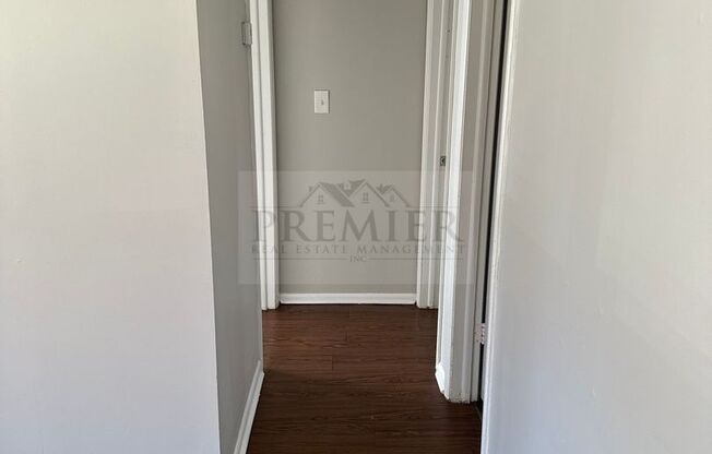 2 beds, 1 bath, $1,150