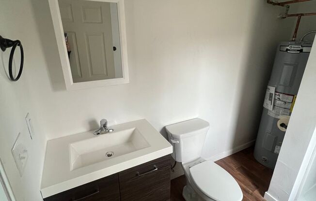 Studio, 1 bath, $750, Unit 919