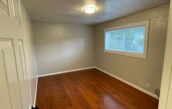 2 beds, 1 bath, $1,650