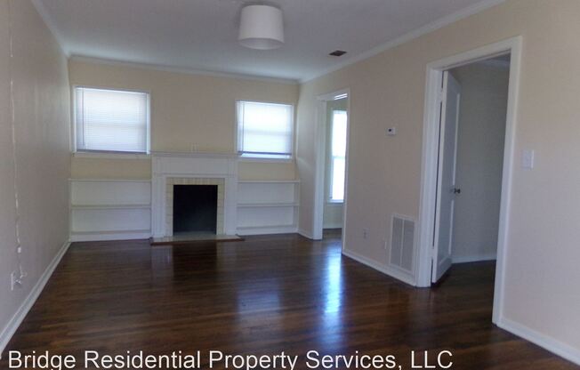 2007 Tremont Avenue, #C