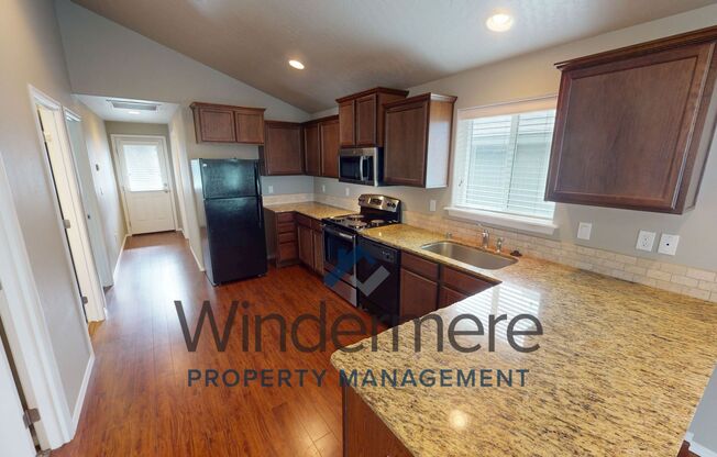 2 beds, 1 bath, 880 sqft, $1,495, Unit chin287-1