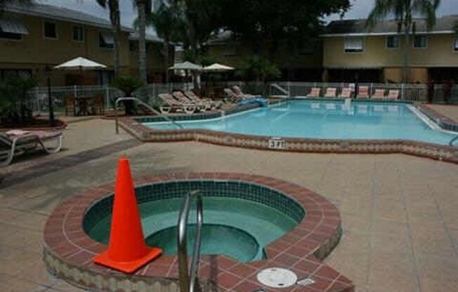 2 beds, 2 baths, $1,685, Unit Unit 1115