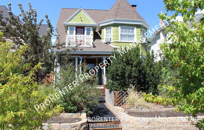 827 3rd Ave