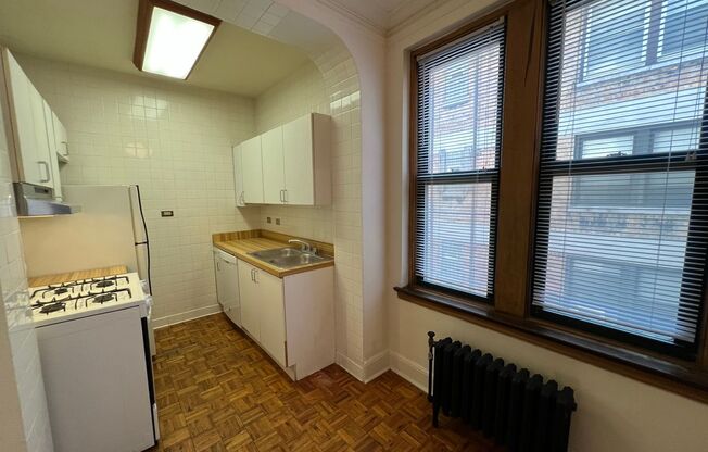 Studio, 1 bath, 425 sqft, $1,475, Unit 429-107