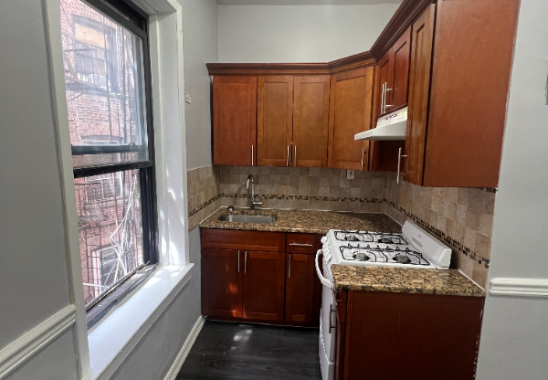 449 MT PROSPECT AVE
