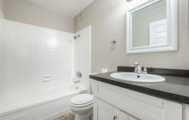2 beds, 2 baths, 920 sqft, $2,495, Unit 48