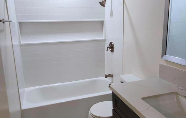 1 bed, 1 bath, 908 sqft, $2,450, Unit 302