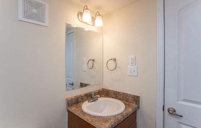 1 bed, 1 bath, 580 sqft, $814