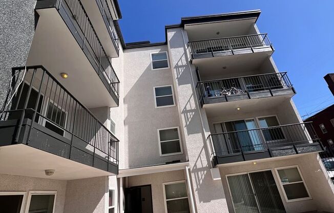 Studio, 1 bath, $1,525, Unit 210
